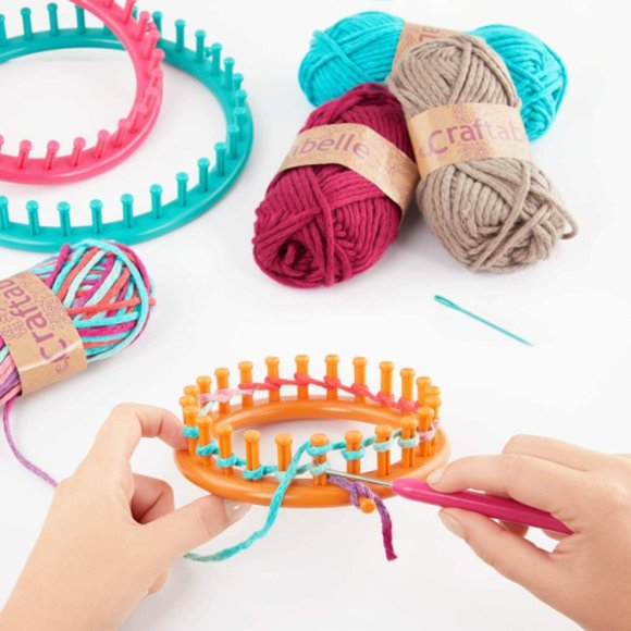 Craftabelle – Cozy Cuffs & Cowls Creation Kit – Beginner Knitting Kit – 9pc - Picture 3 of 7